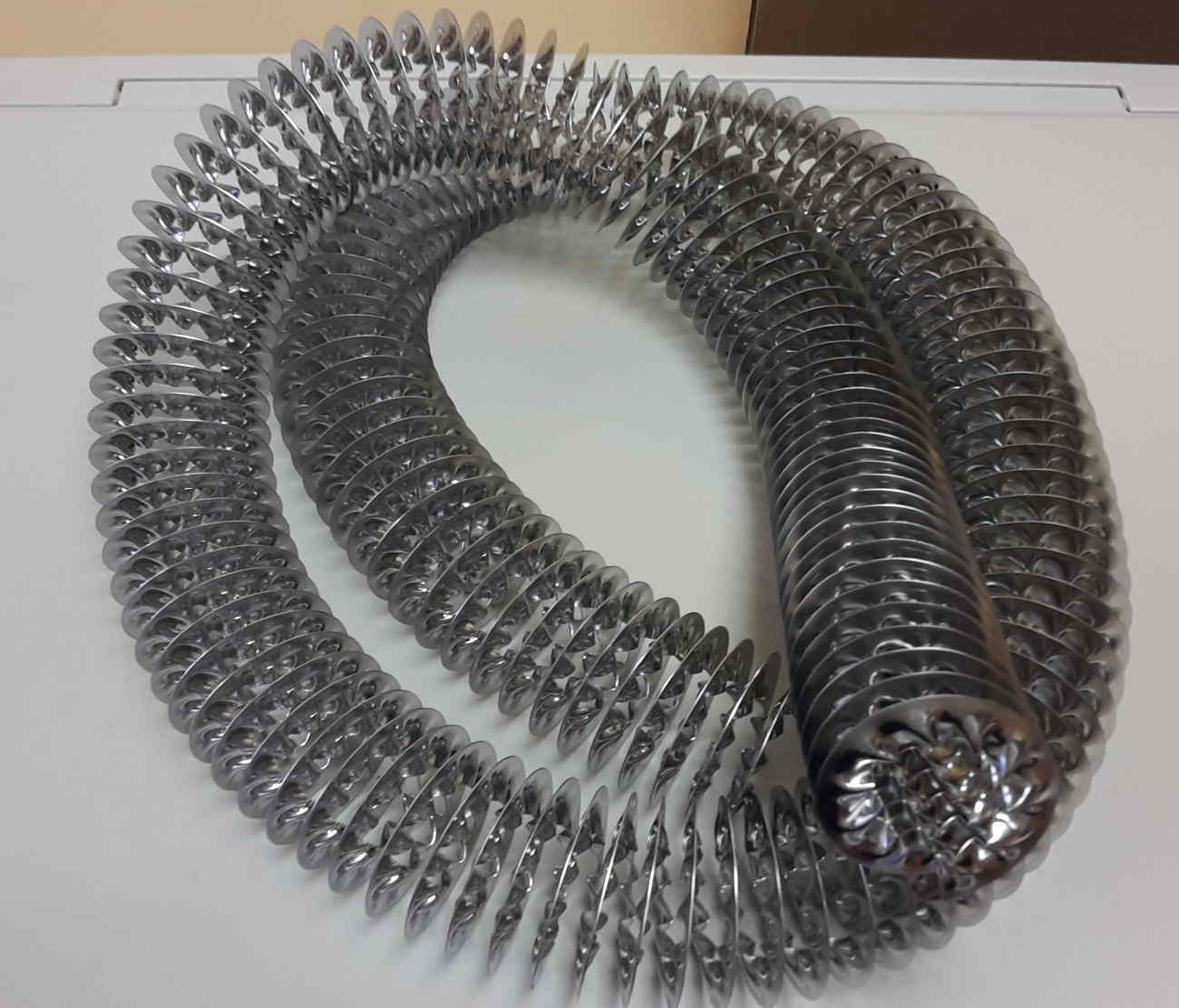  فین المنت استیل برای انتقال حرارت یکنواخت در محیط‌های مرطوب و صنعتی 